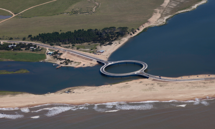 Puente Laguna Garzón: conozca la historia del famoso puente